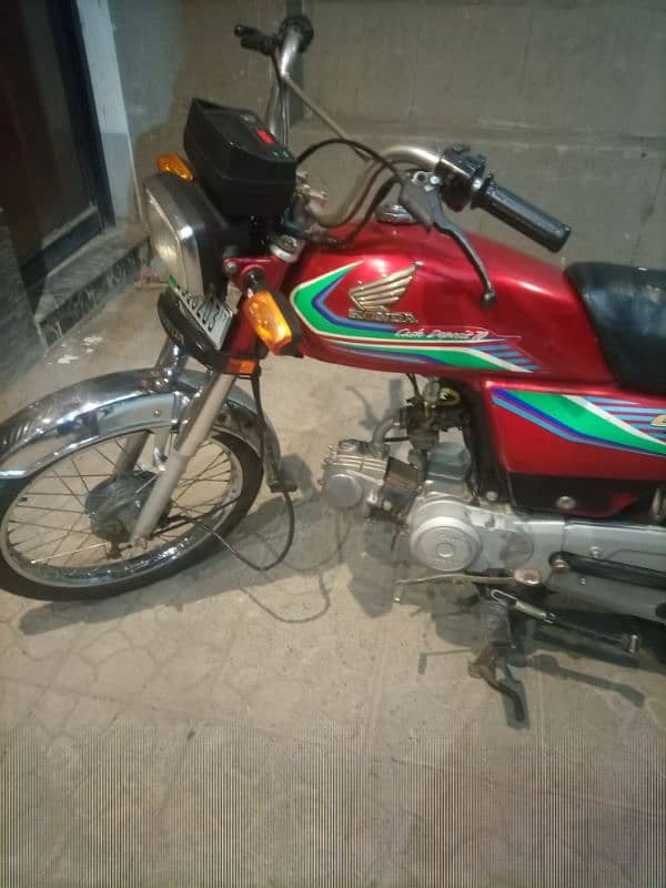 Honda cd 70 2017 0