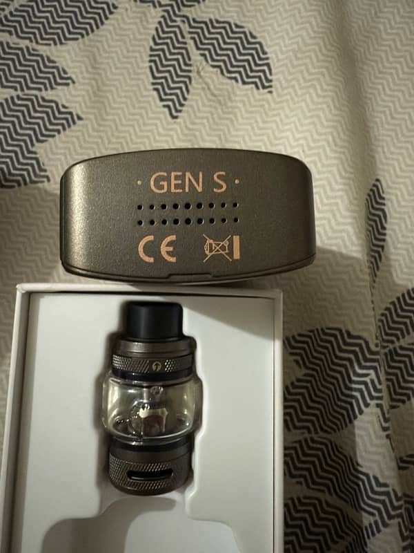 Vaporesso original Gen S vape 220 watt full box in brand new condition 8