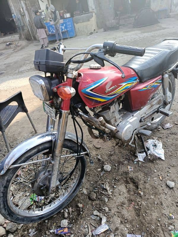 Honda 125 18 model urgent sale 2