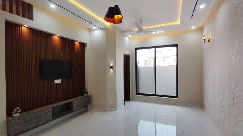 House In  Dream Gardens  For sale 9