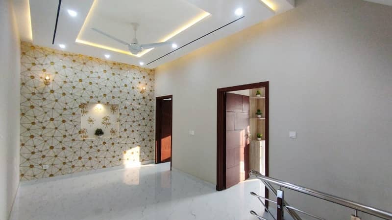 House In  Dream Gardens  For sale 25