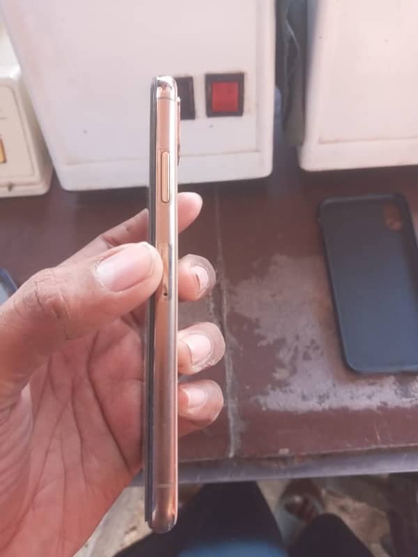 iPhone XS non pta with organal box imi Mach 11