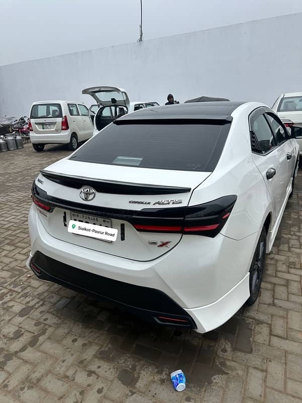 Toyota Corolla Altis 2021 3