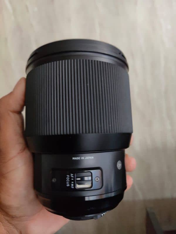 sigma 85mm f1.4 Nikon mount lens 0