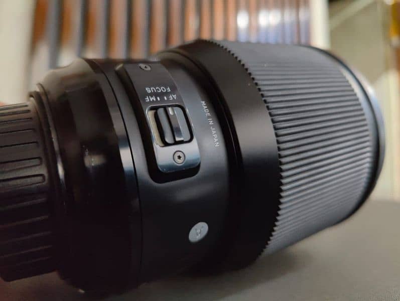 sigma 85mm f1.4 Nikon mount lens 5