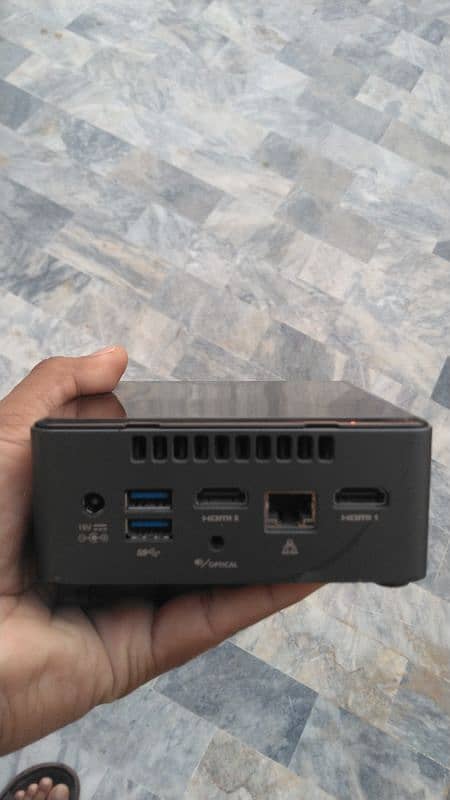 intel nuc7 mini pc core i5 7th generation for sale 4