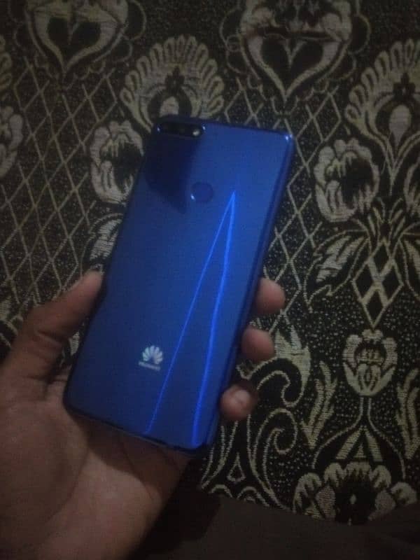 Huwaei y7 prime at low price 3