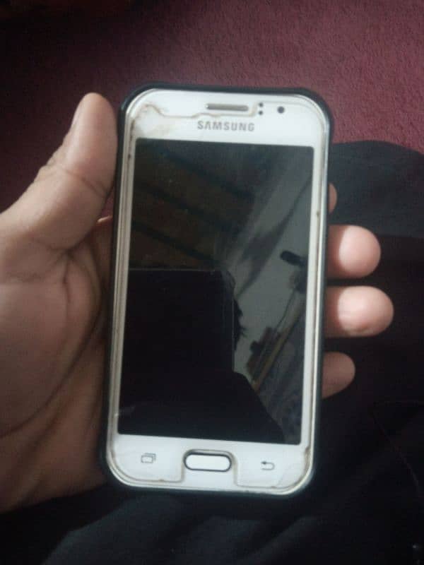 samsung j1 ace 1