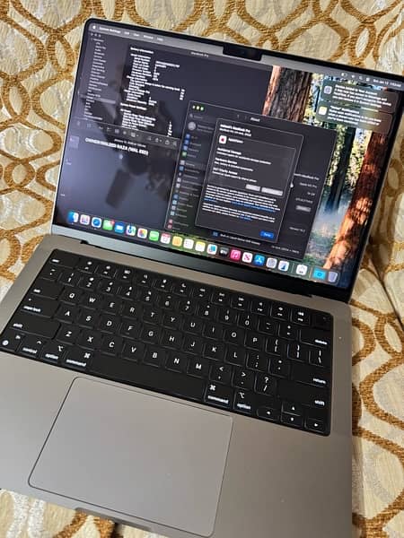 Macbook Pro M2 Pro 0