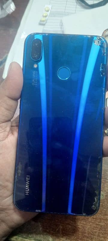 Huawei nova 3i 5