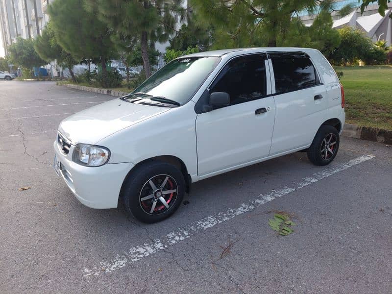 Suzuki Alto 2011 4