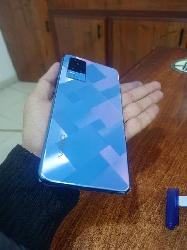 vivo y73 5