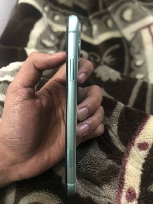 iPhone 11 non pta 64 GB 3