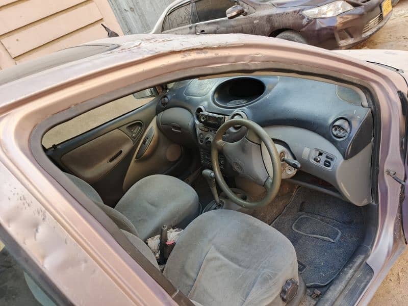 Toyota Vitz S. R(03459209732) 10