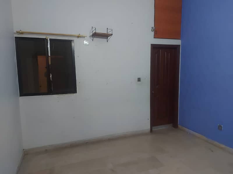 two bed dd portion for rent in johar 2