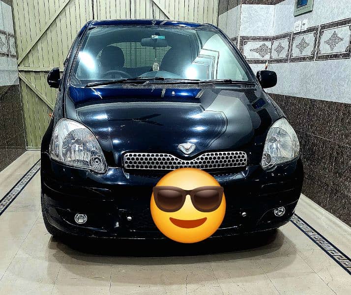 Toyota Vitz 2013 3