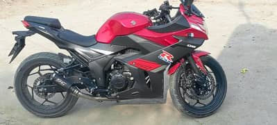 Suzuki GSX-600