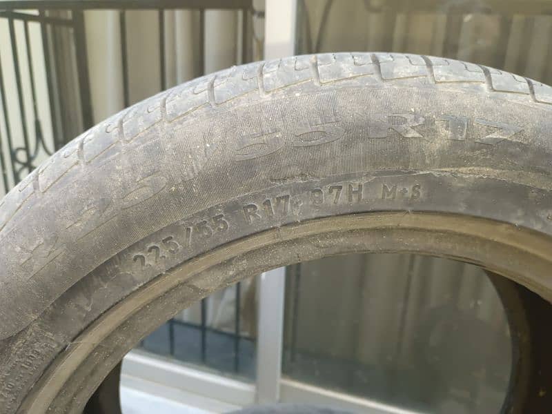 Pirelli sets for sale,225/55/R17/97H 1