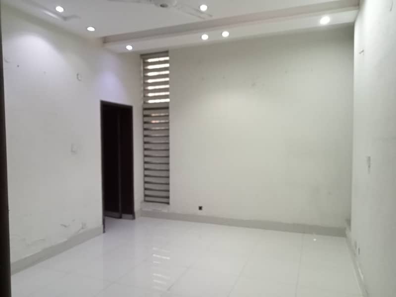 CANTT,2 KANAL HOUSE FOR RENT SHADMAN UPPER MALL GULBERG GARDEN TOWN MOLDEL TOWN LAHORE 2