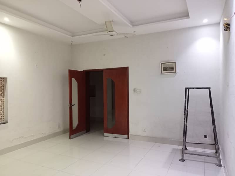 CANTT,2 KANAL HOUSE FOR RENT SHADMAN UPPER MALL GULBERG GARDEN TOWN MOLDEL TOWN LAHORE 5