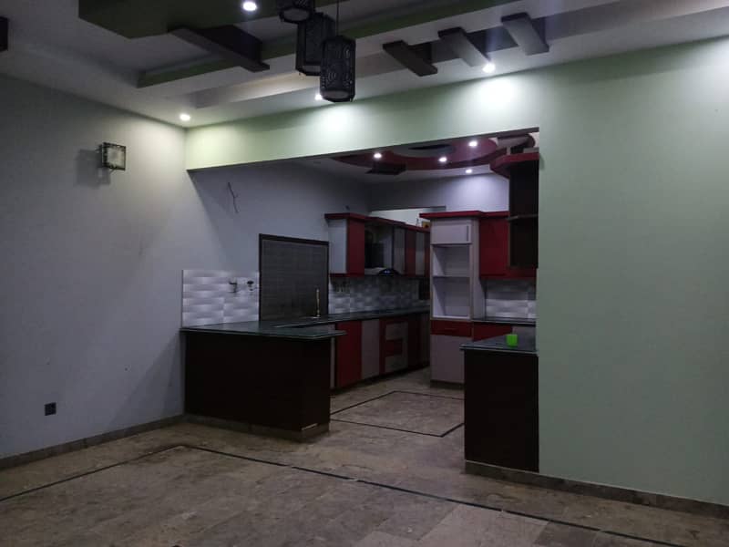 three bed dd portion with roof for rent in johar 0