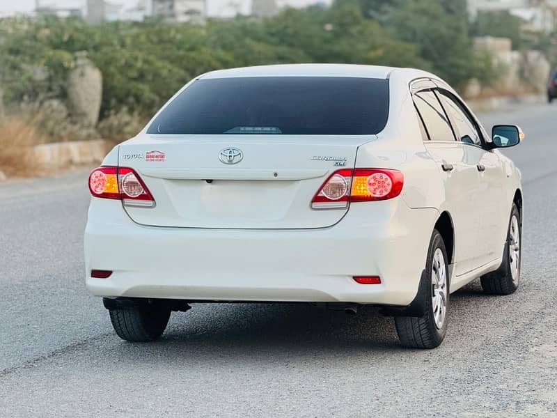 Toyota Corolla XLI 2012 brand new condition 1