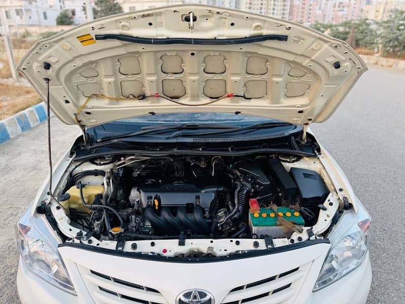 Toyota Corolla XLI 2012 brand new condition 5