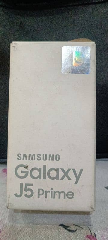 Samsung Galaxy J5 Prime 4