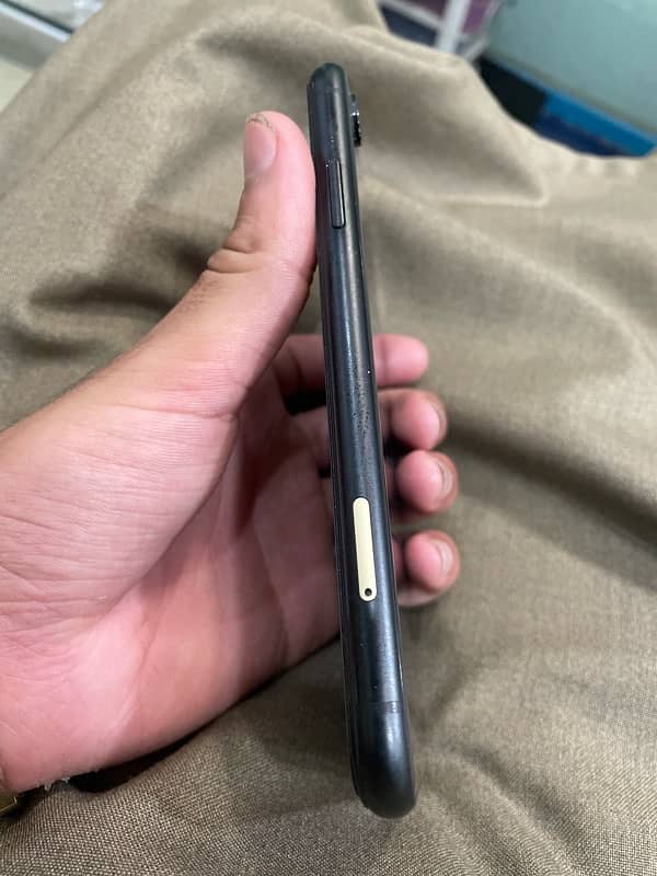 IPHONE XR 64 Non PTA 0