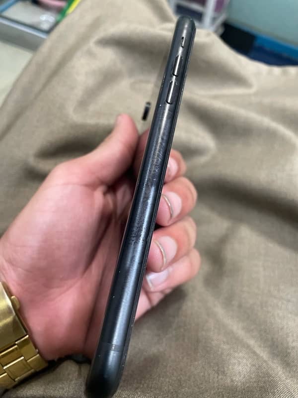 IPHONE XR 64 Non PTA 2