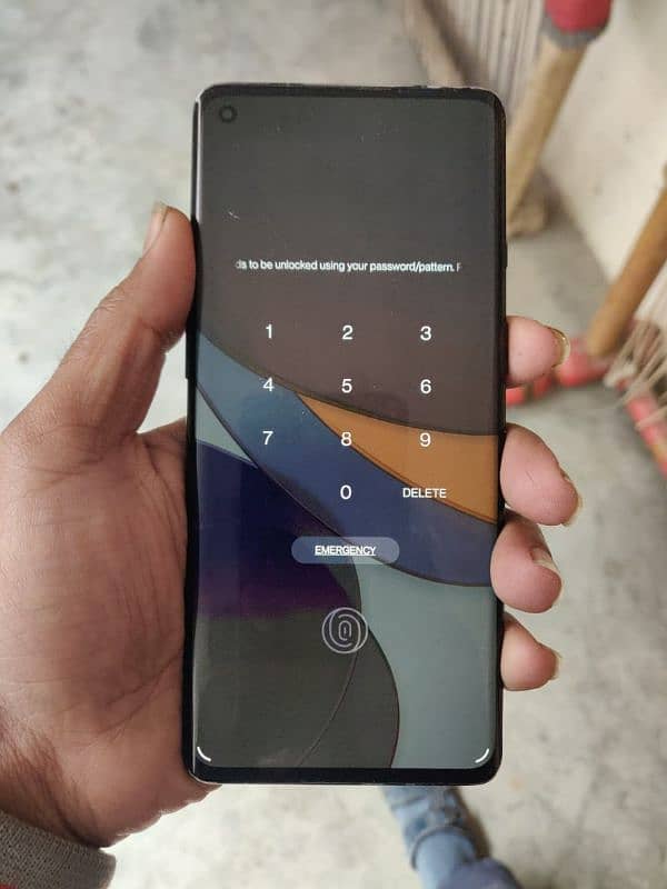 I am selling my one plus 8 NoN PTA 0