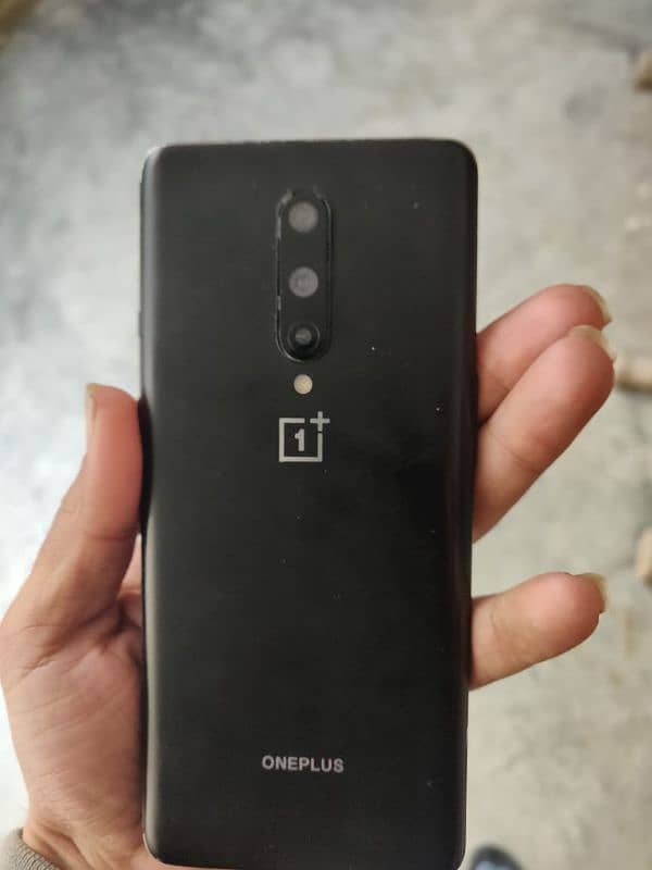 I am selling my one plus 8 NoN PTA 8