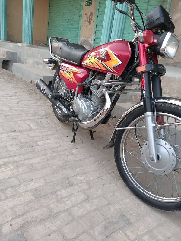 Honda 125 Model 21 All Punjab Number 4