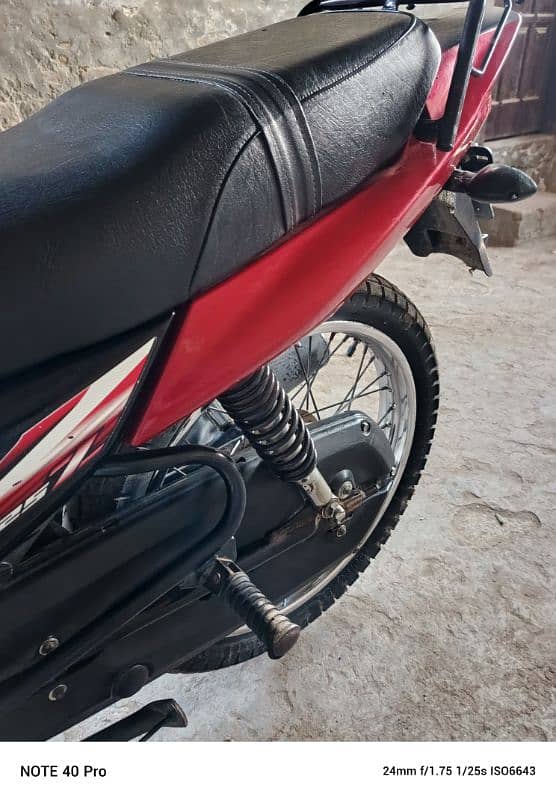 Yamaha YB125Z 2018 10