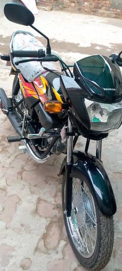 Honda prider 2025 model just 600km drive number lga hwa Hy l