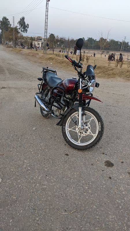 Suzuki GS 150SE 1