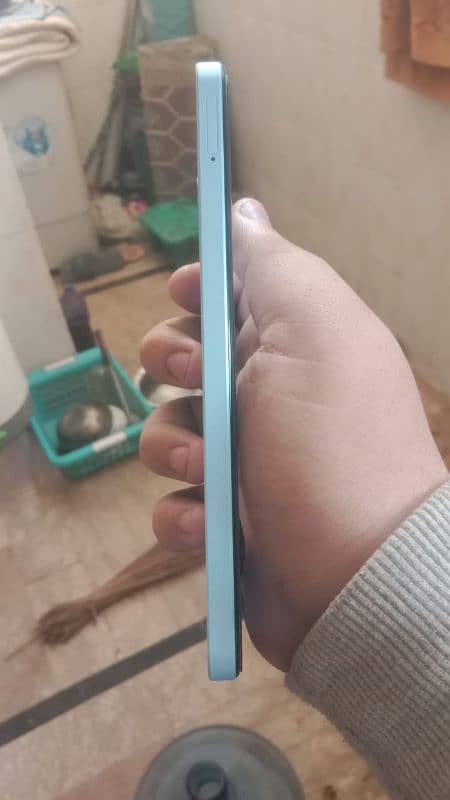 REalme Note 50 box charger saat ma ha ram 4 64 haa mobile 2 month used 2