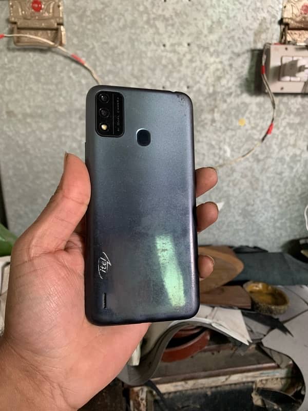 itel a48 0