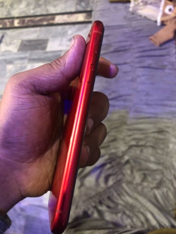 I phone xr non pta 64 gb Face ID ok true tune all ok total original 8