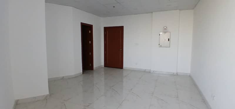 Brand New 340 Square Feet Office At Establish Your Business at Gulberg iii - Premier Destination! 6