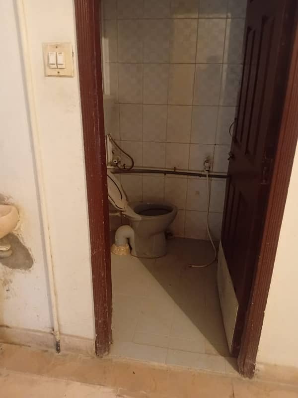 1150 Square Feet Flat for rent in Gulshan-e-Iqbal Town 16