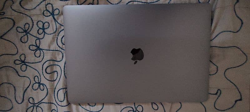 Macbook pro 2018 Cto Model 1