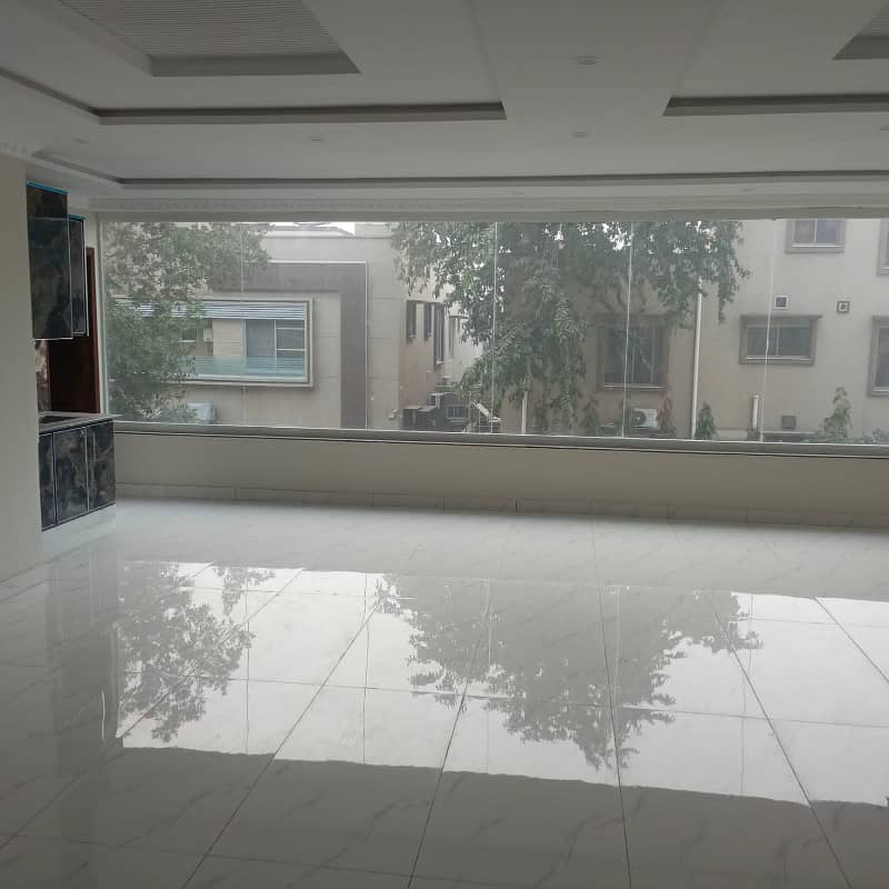 Brand New Commercial Basement and Frist Floor For Rent in Bahria Town Lahore. 6