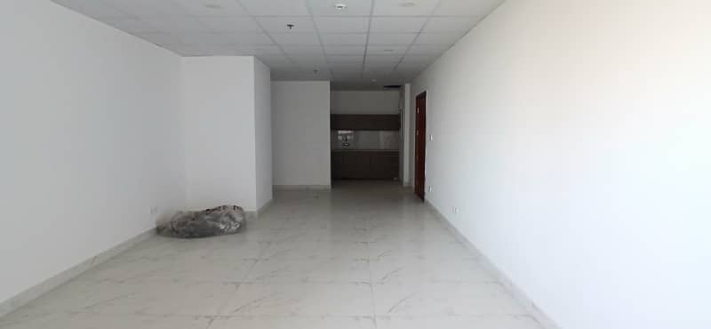 Brand New 510 Square Feet Office Spaces for Rent in Gulberg Ideal Location for Your Business! 3