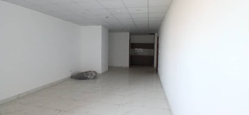 Brand New 510 Square Feet Office Spaces for Rent in Gulberg Ideal Location for Your Business! 8