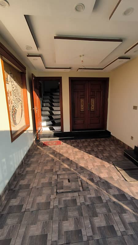 5 MARLA BRAND NEW HOUSE FOR SALE IN VERY REASOANBLE PRICE 20