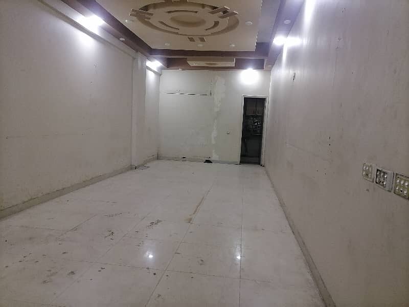 On Excellent Location In Gulshan-e-Iqbal - Block 10-A 360 Square Feet Shop For rent 2