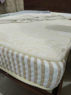 MoltyFoam Mattress