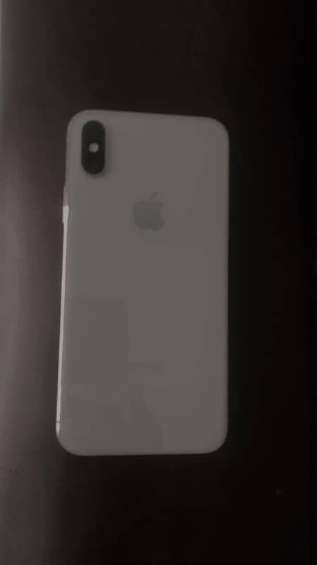 IPHONE X 3