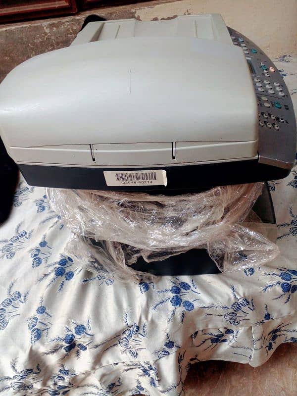 FOR SALE HP PHOYICOPY+SCAN+PRINTER 1